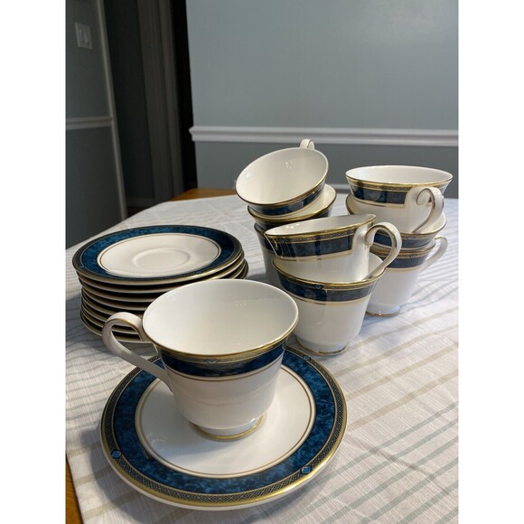 Royal Doulton Biltmore Blue Gold Rimmed Coffee Tea Cups & Saucers 18pc - Picture 3 of 12